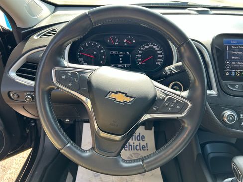 Used 2021 Chevrolet Malibu RS image 15