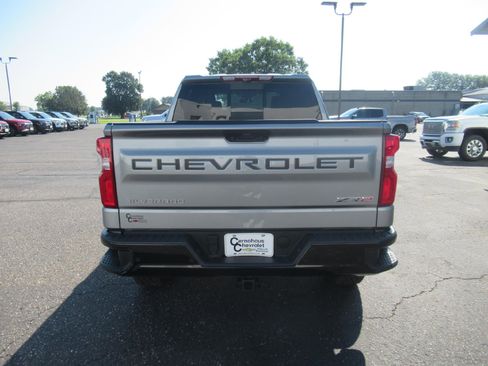 Used 2024 Chevrolet Silverado 1500 ZR2 w/ Technology Package image 6