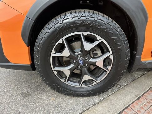 Used 2019 Subaru Crosstrek 2.0i Premium image 9