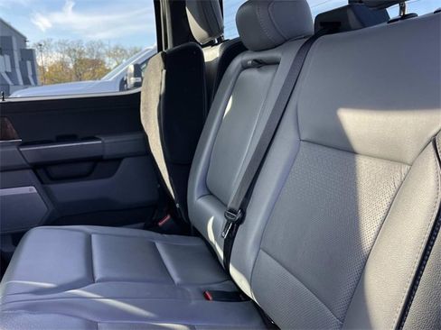 Used 2022 Ford F150 Lariat w/ Equipment Group 502A High image 21