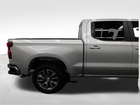 Used 2022 Chevrolet Silverado 1500 LT image 12