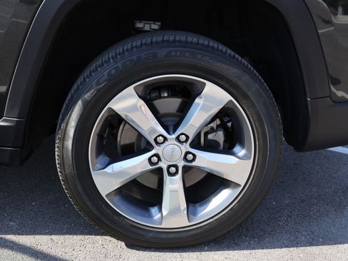 Used 2022 Jeep Grand Cherokee L Limited image 49