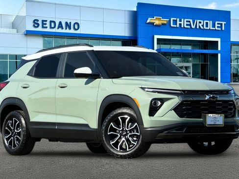 New 2026 Chevrolet TrailBlazer ACTIV w/ Convenience Package FWD image 2