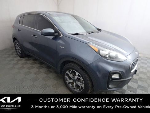 Used 2020 Kia Sportage LX image 3