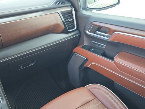 Used 2024 GMC Sierra 1500 Denali Ultimate image 20