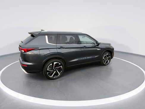 Used 2025 Mitsubishi Outlander SEL image 20