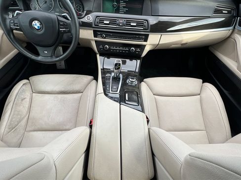 Used 2012 BMW 550i xDrive Sedan AWD/4WD image 36