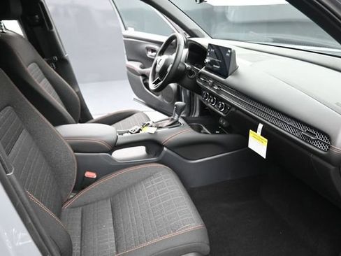 Used 2027 Honda HR-V Sport image 23