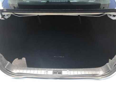 Used 2016 Nissan Altima 2.5 S w/ Power Driver Seat Package image 9