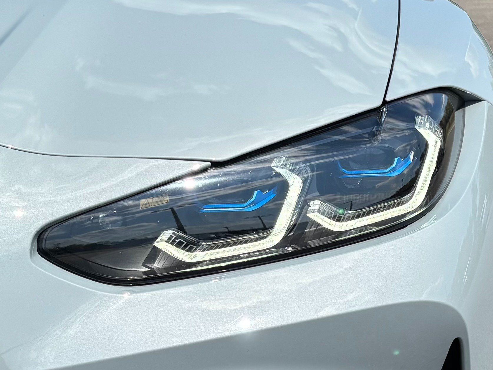 Used 2023 BMW M4 xDrive Competition w/ M Carbon Exterior Package AWD/4WD image 9