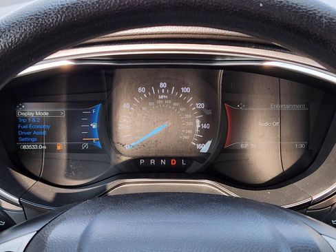 Used 2020 Ford Fusion SE FWD image 18
