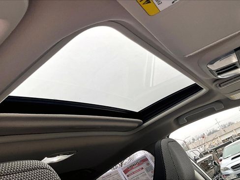 Used 2024 Subaru Crosstrek 2.0i Premium image 20