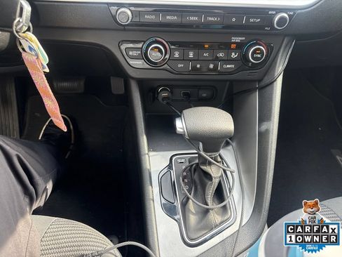 Used 2020 Kia Niro LX FWD image 22