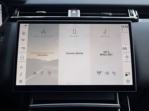 New 2026 Land Rover Range Rover Velar S AWD/4WD image 22