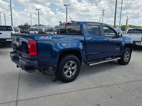 Used 2019 Chevrolet Colorado Z71 AWD/4WD image 5