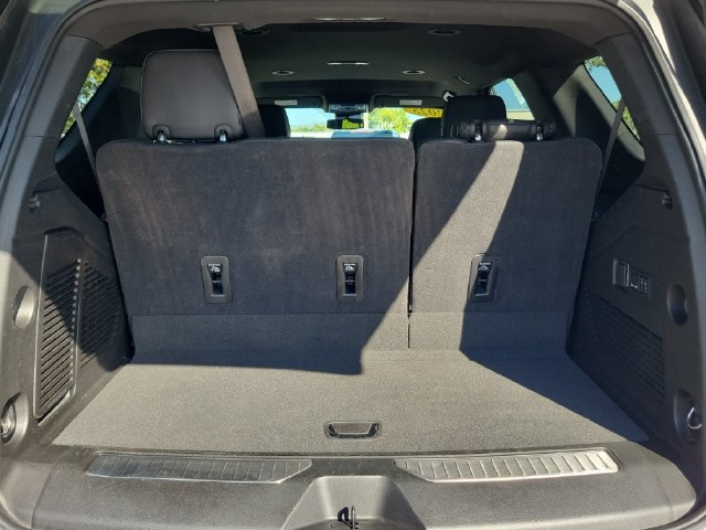 Certified 2025 GMC Yukon Denali AWD/4WD image 16