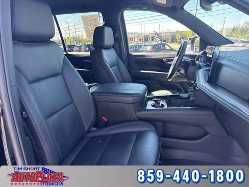 Used 2025 Chevrolet Tahoe Z71 image 31