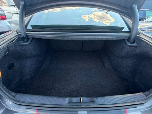 Used 2019 Dodge Charger R/T RWD image 31