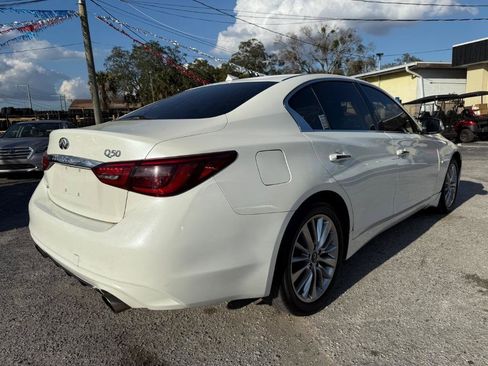 Used 2018 INFINITI Q50 Luxe w/ Essential Package (3.0T Luxe) image 5