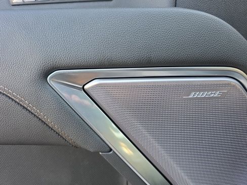 Used 2022 Chevrolet Silverado 1500 High Country image 17