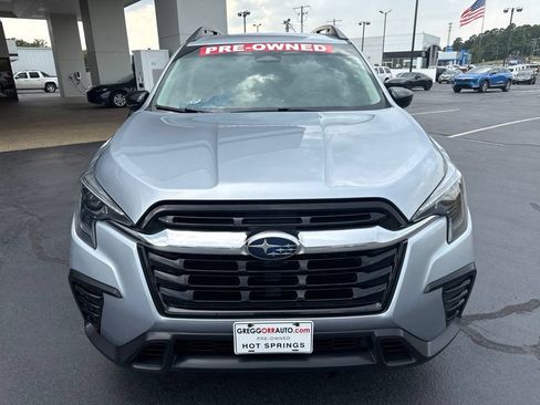 Used 2024 Subaru Ascent Limited AWD/4WD image 8