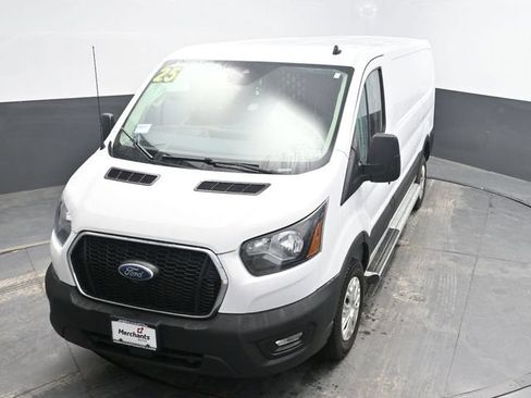 Used 2025 Ford Transit 250 Low Roof w/ Exterior Upgrade Package RWD image 28