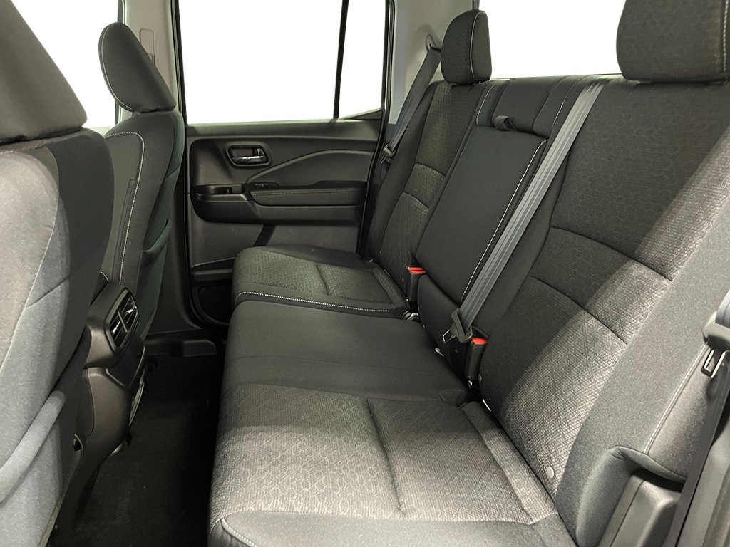 Used 2025 Honda Ridgeline Sport image 22