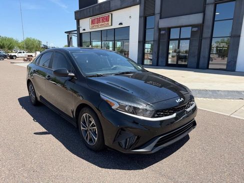 Used 2024 Kia Forte LXS FWD image 1