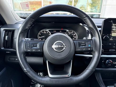 Used 2023 Nissan Pathfinder SL w/ SL Premium Package image 14