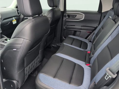 New 2026 Ford Bronco Sport Outer Banks w/ Outer Banks Tech Package+ AWD/4WD image 23