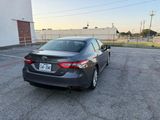 Used 2018 Toyota Camry LE image 4