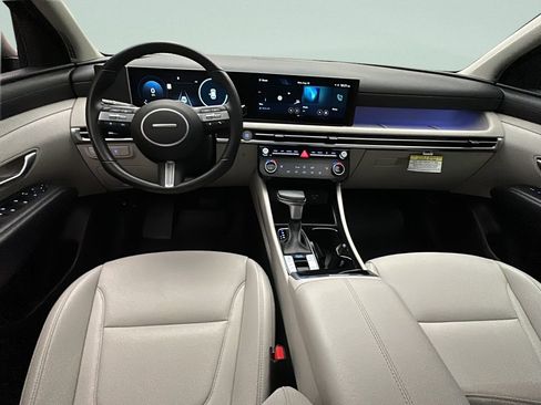 Certified 2025 Hyundai Tucson SEL AWD/4WD image 22