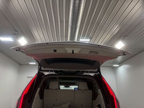 Used 2021 Cadillac Escalade ESV Sport Platinum image 74