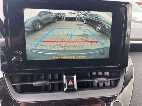 Used 2026 Toyota Corolla LE FWD image 22