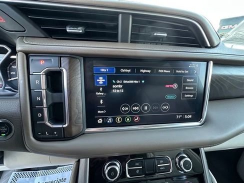 Used 2021 GMC Yukon Denali AWD/4WD image 22