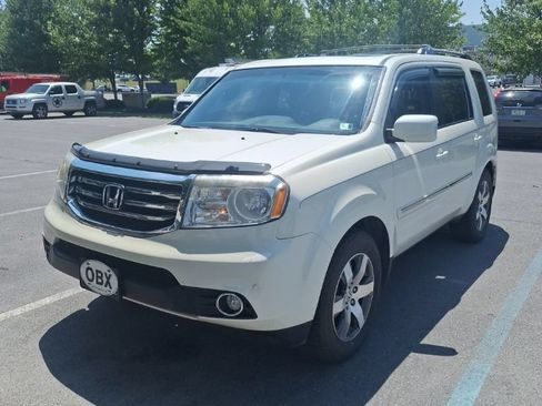 Used 2014 Honda Pilot Touring image 2