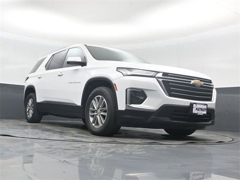 Used 2023 Chevrolet Traverse LT w/ LPO, Floor Liner Package image 47