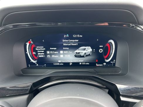 Used 2024 Nissan Pathfinder Platinum w/ Cargo Package image 17