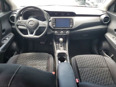 Used 2023 Nissan Kicks SV image 14