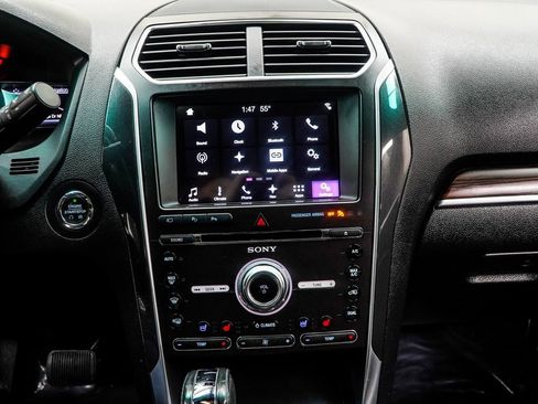 Used 2017 Ford Explorer Limited w/ Equipment Group 301A image 22