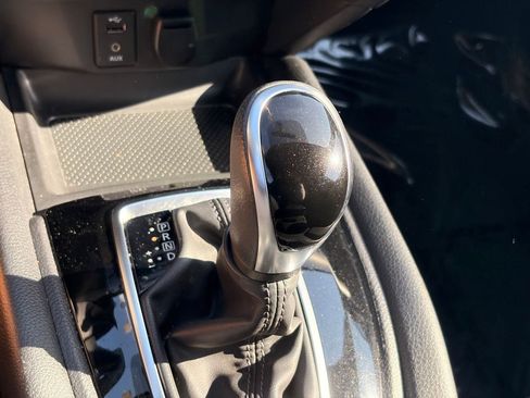 Used 2017 Nissan Rogue Sport SV FWD image 23