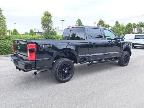 Certified 2024 Ford F250 Lariat w/ Black Appearance Package image 7