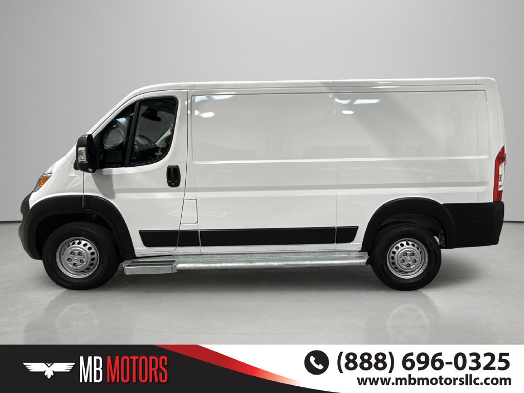 Used 2025 RAM ProMaster 2500 w/ U-Haul Equipment Group FWD image 2