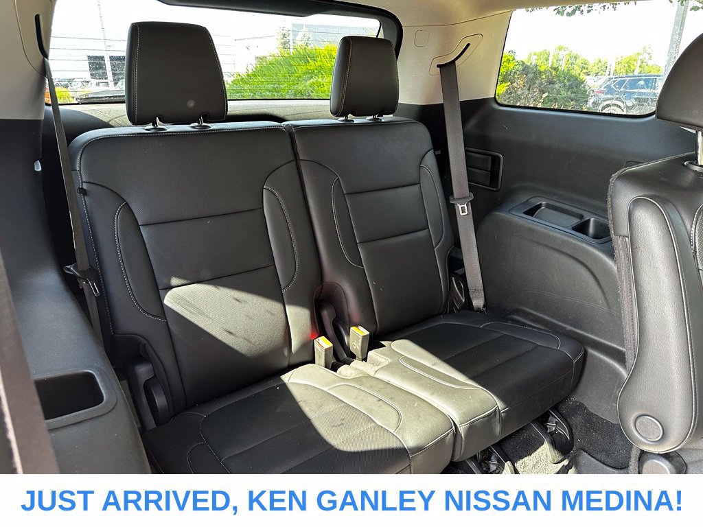 Used 2023 GMC Acadia SLT w/ Elevation Edition AWD/4WD image 20