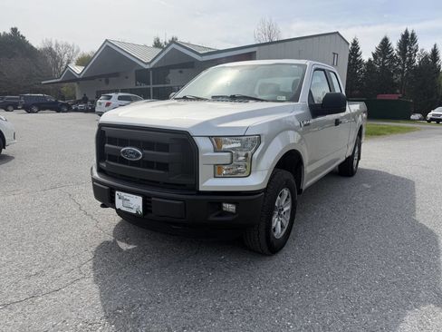 Used 2015 Ford F150 XL w/ Equipment Group 101A Mid AWD/4WD image 1
