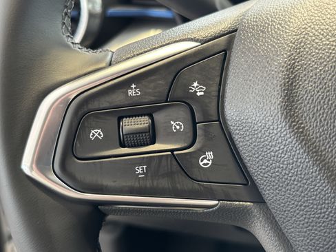 New 2026 Chevrolet Trax LT w/ Driver Confidence Package FWD image 11