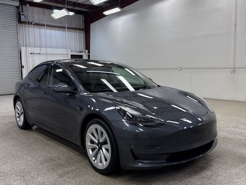 Used 2023 Tesla Model 3 Long Range image 25