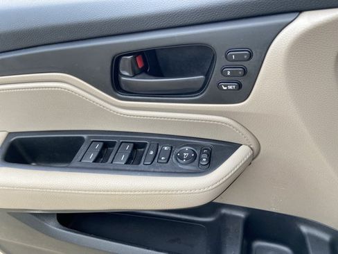 Used 2022 Honda Odyssey EX-L image 42