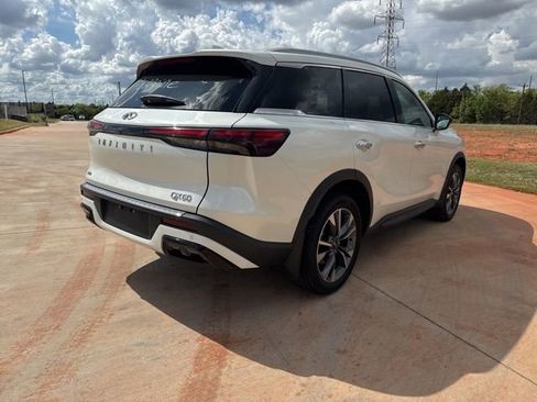 Used 2023 INFINITI QX60 Luxe w/ Vision Package image 6