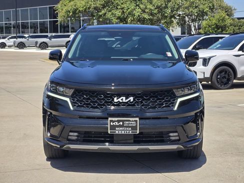 Used 2023 Kia Sorento SX AWD/4WD image 11